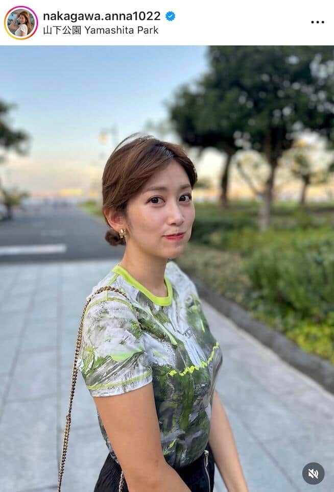 元NHK中川安奈アナ、へそ出しコーデの巨人ユニ姿で試合観戦　G党も大喜び「まさに勝利の女神」