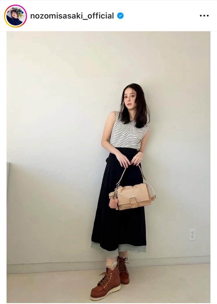 佐々木希「焼肉とお米って...ほんと幸せ」超にっこり笑顔に　親友の女優との2ショ「お二人可愛すぎ」