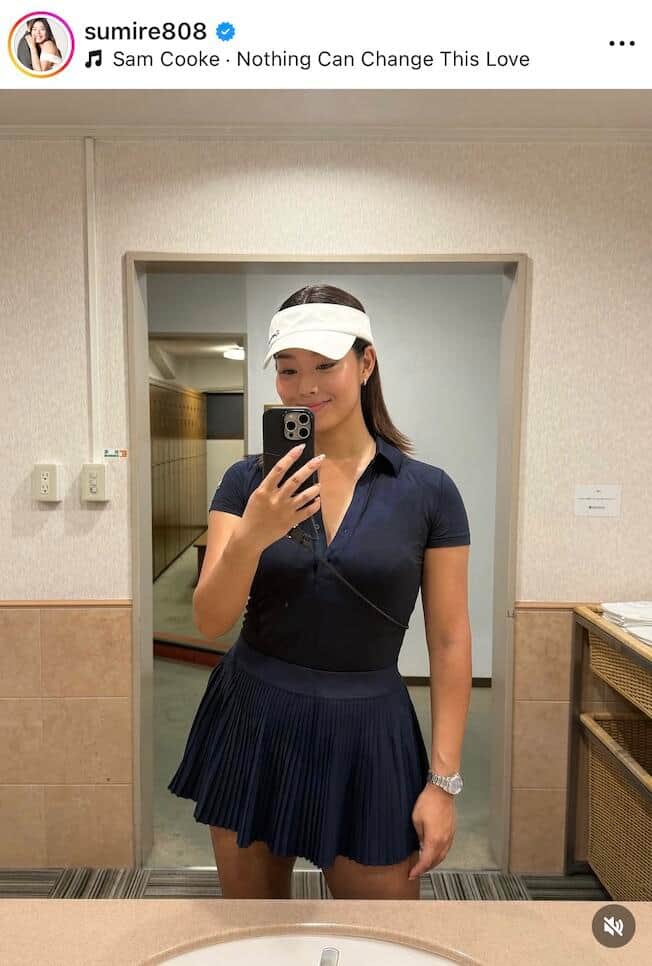 すみれさんのインスタグラム（＠sumire808）より