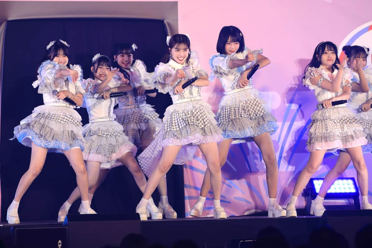 HKT48の「半袖天使」
