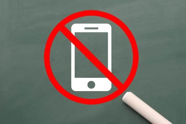 「もっとやったら」スマホ規制に東大・斎藤幸平准教授は大賛成　スマホ依存の社会「いいことはほとんどない」