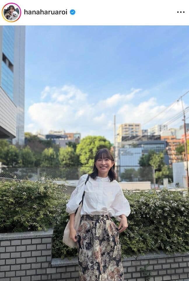 小野真弓さんのインスタグラム（＠hanaharuaroi）より