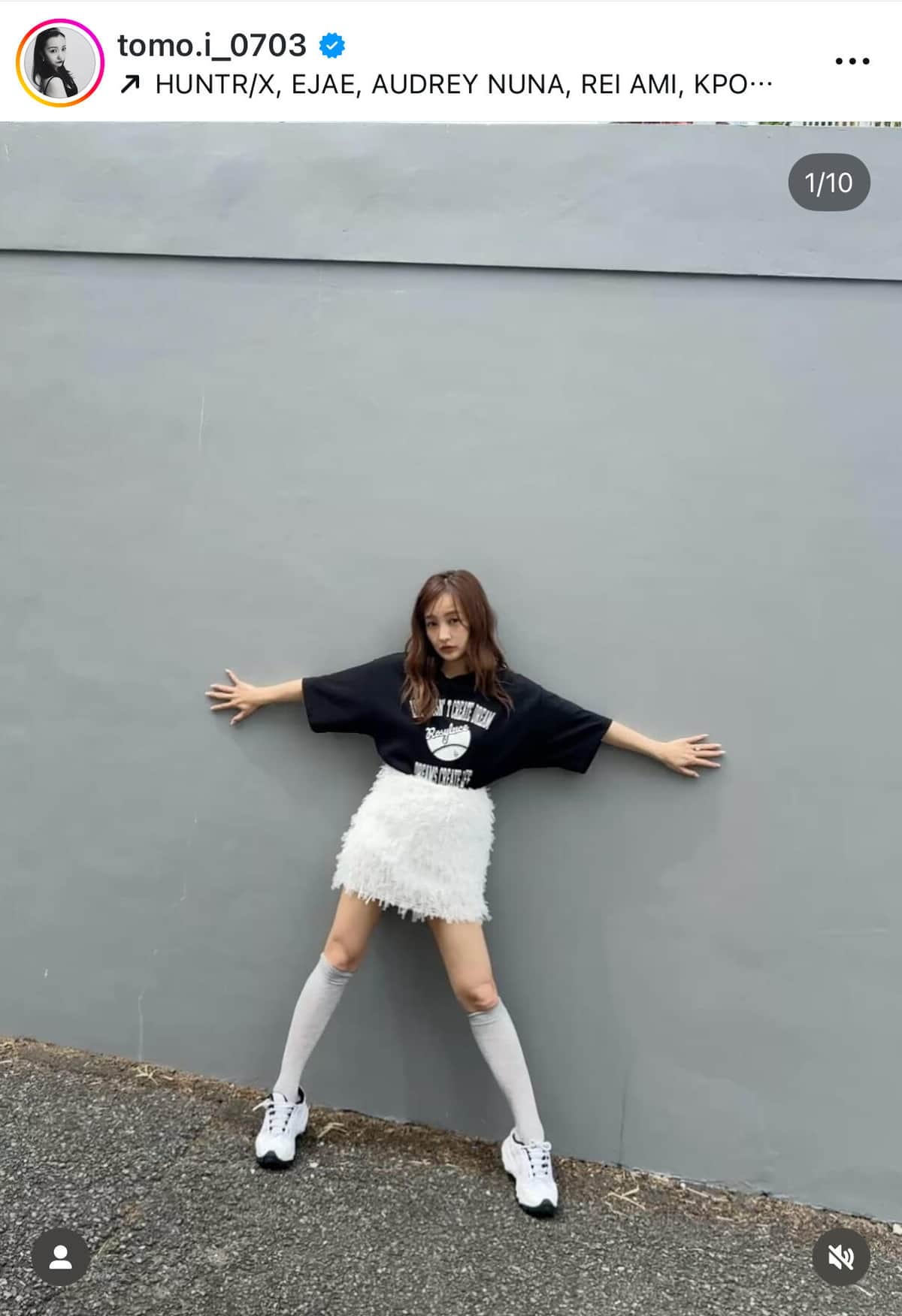板野友美さんのインスタグラム（＠tomo.i_0703）より