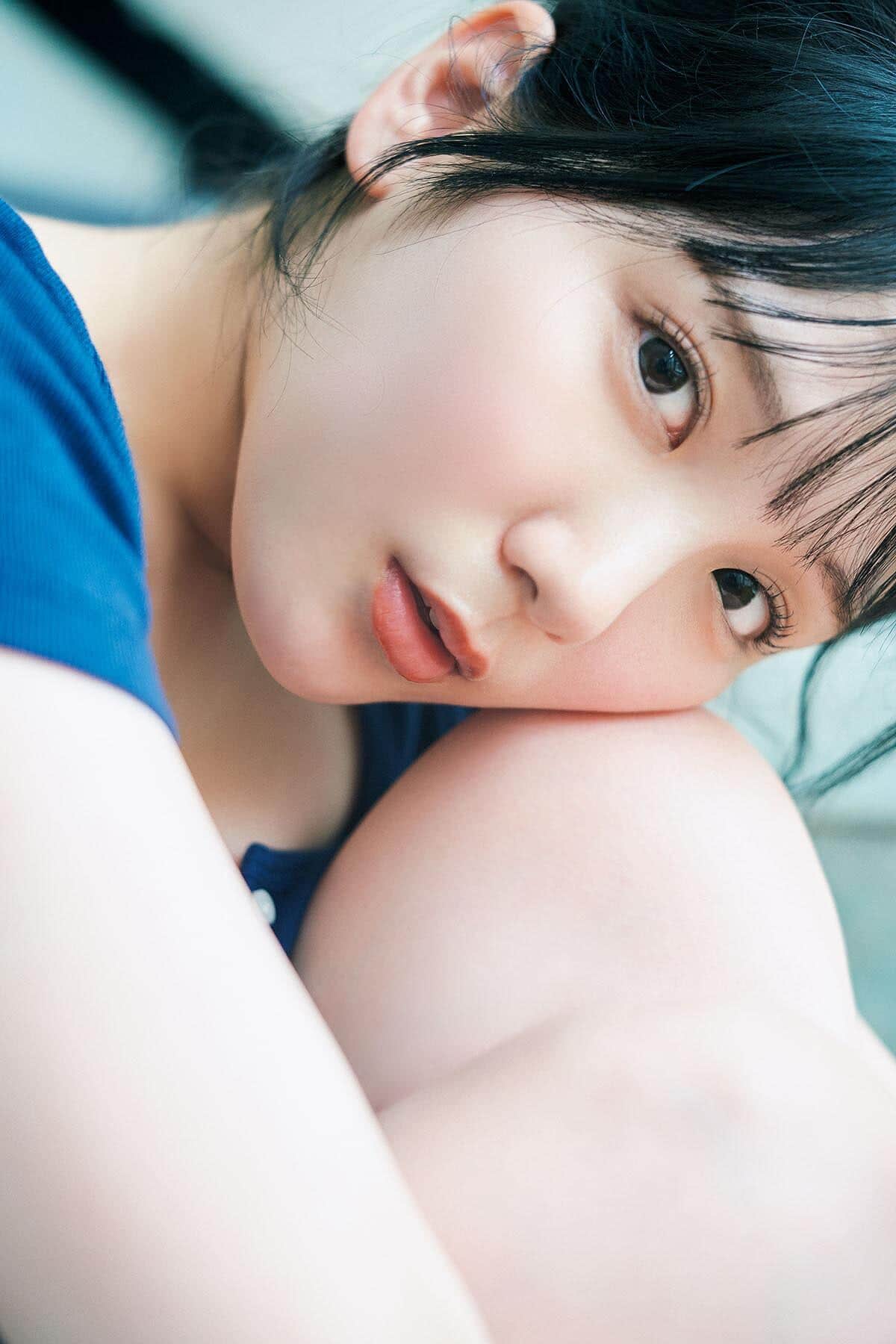 AKB48・田口愛佳1st写真集『好きと言えたら』より　撮影：藤原 宏(Pygmy Company)　ワニブックス刊