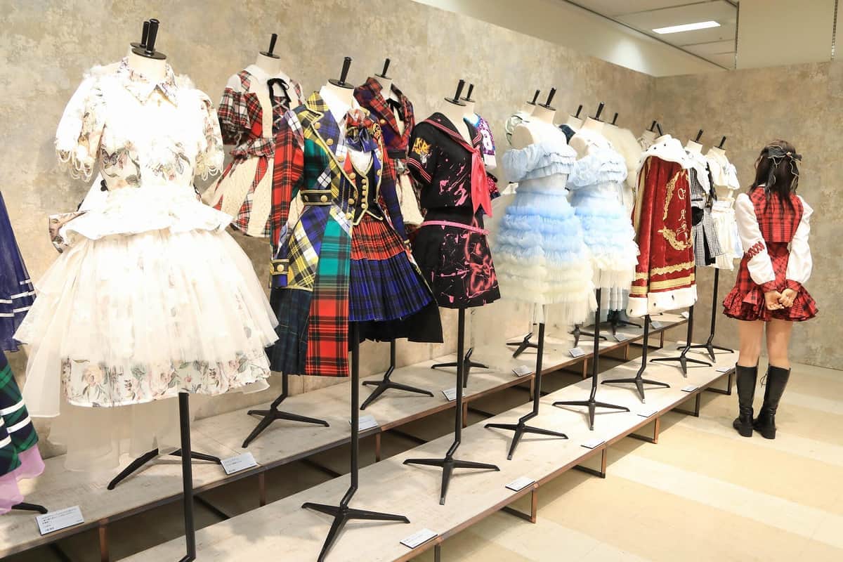 メンバーも熱心に見入っていた