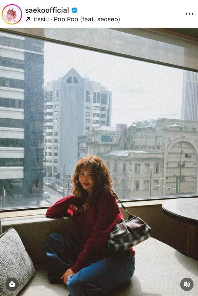 紗栄子38歳、ヘソ出しコーデ×爆イケなサングラスで最強ビジュ　「可愛いすぎる」ファン悶絶