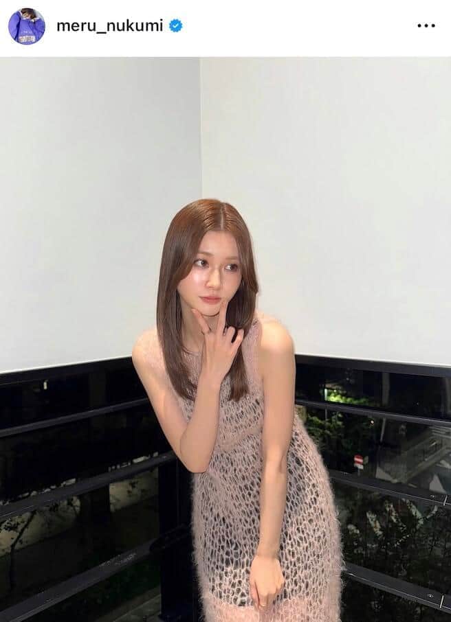 生見愛瑠、超ミニあわせた「めるのふく」秋コーデにドキっ　「珍しくチェック着てみました」