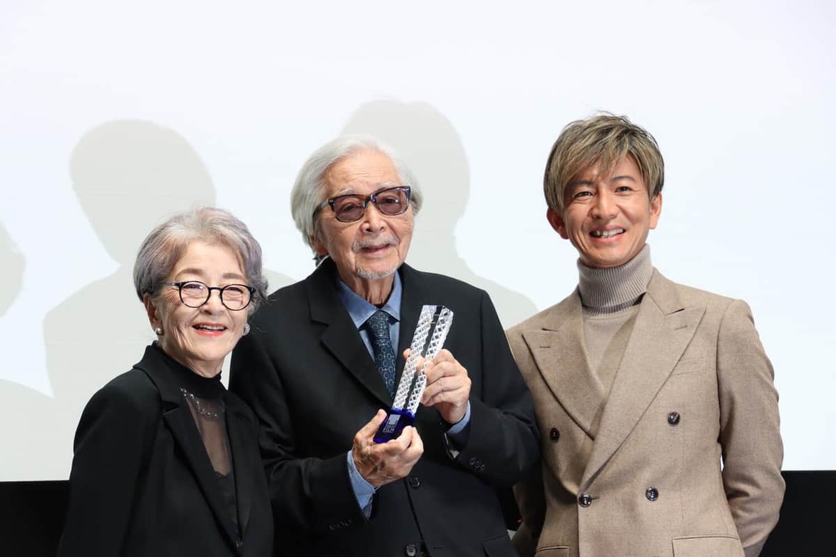 舞台挨拶に登壇した倍賞千恵子さん、山田洋次監督、木村拓哉さん（10月29日撮影）