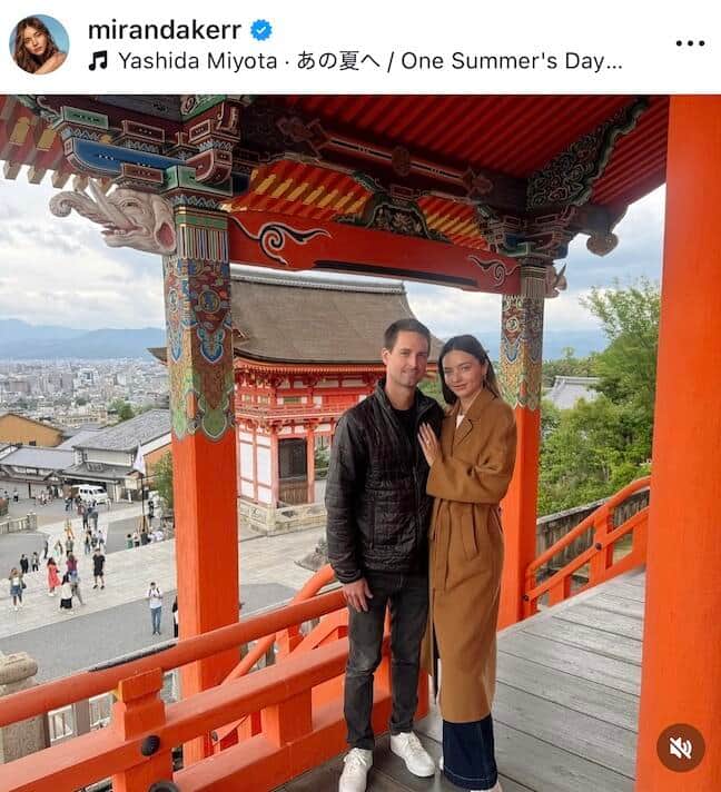 ミランダ・カーさんのインスタグラム（＠mirandakerr）より