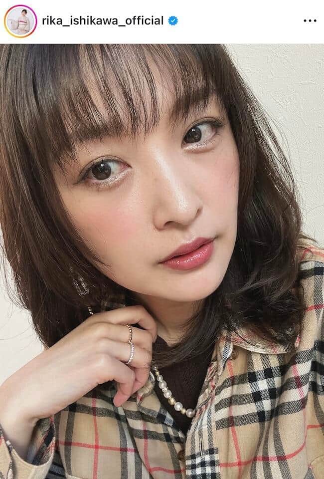 石川梨華さんのインスタグラム（＠rika_ishikawa_official）より