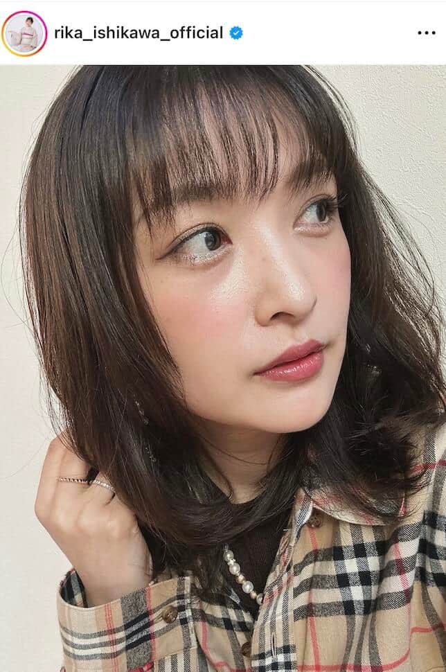 石川梨華さんのインスタグラム（＠rika_ishikawa_official）より