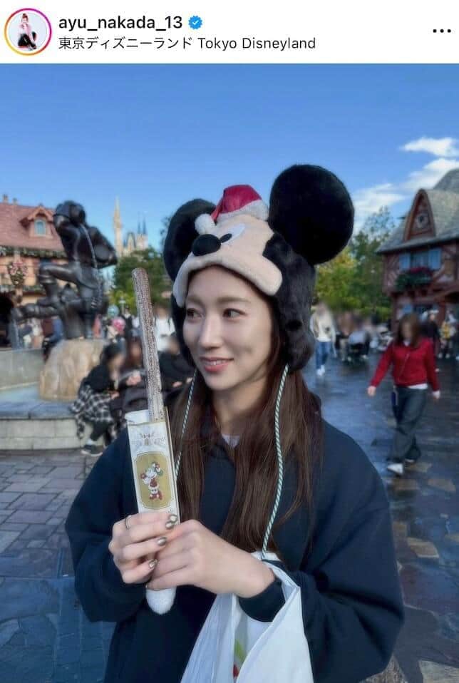 美女サッカー仲田歩夢、ディズニー楽しむチュロスを手に 「かわいい
