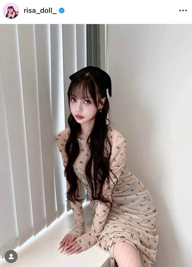 父親は中村雅俊...モデル中村里砂、色気ダダ漏れチューブトップ＆へそ出しコーデで「激カワ」