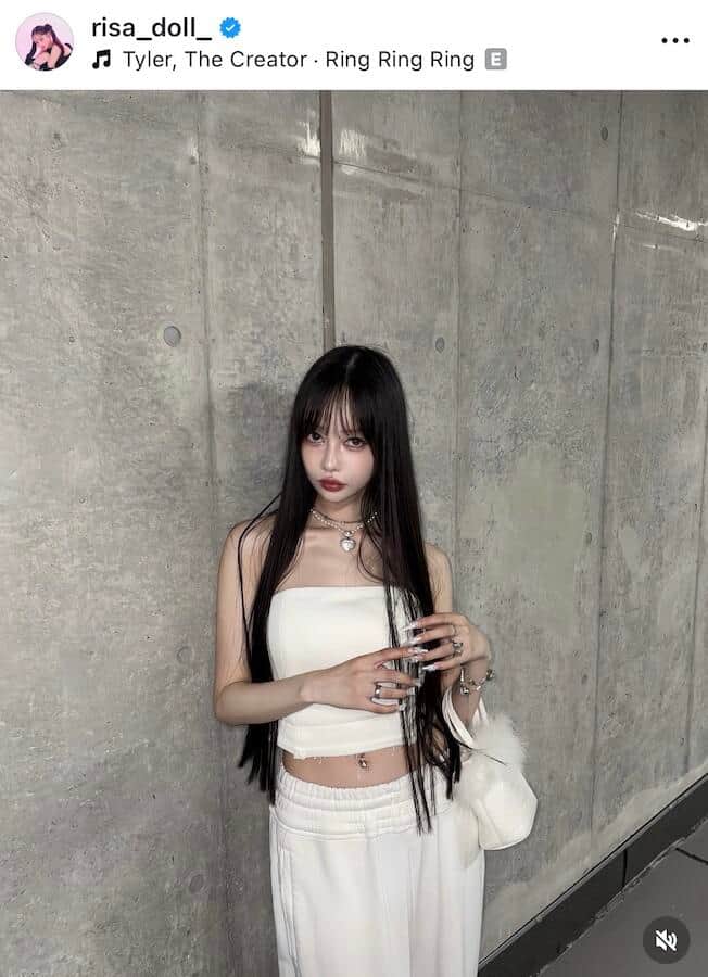 中村里砂さんのインスタグラム（＠risa_doll_）より