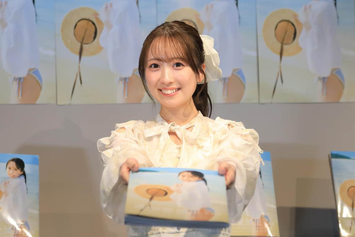 「お渡し会風」のポーズも