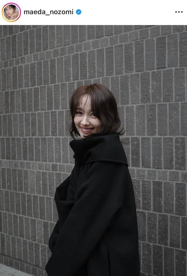 モデル前田希美、ミニスカコーデで...年下サッカー選手夫とラブラブ2ショかわいすぎ　いい夫婦の日に