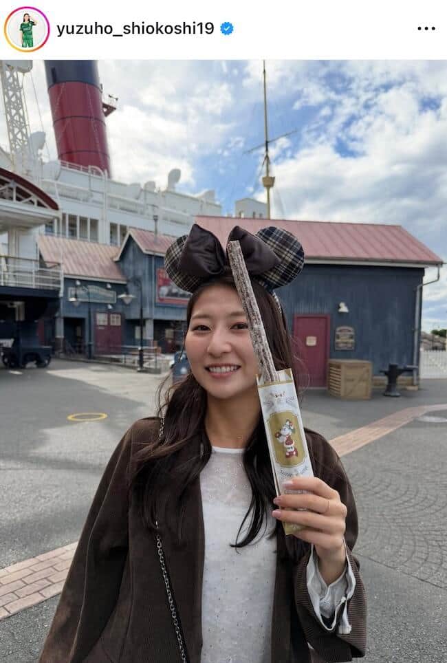 塩越柚歩さんのインスタグラム（＠yuzuho_shiokoshi19）より