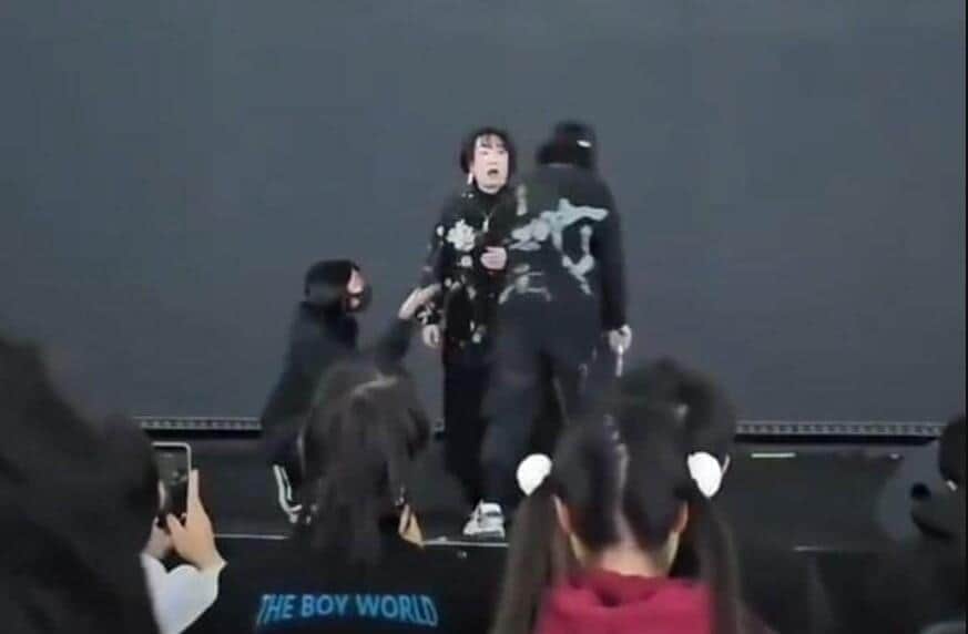 グラス駐日大使、上海歌唱「強制終了」問題に言及　アーティストに贈った曲に込めた意味とは