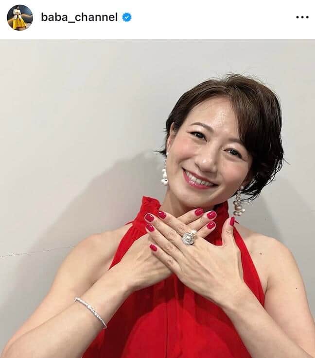 馬場典子アナ、テンション高め「ほろ酔い」ショットがかわいい　猫っぽいポーズ？で「良い表情」