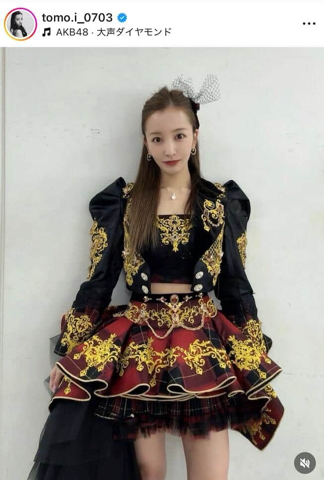 板野友美さんのインスタグラム（＠tomo.i_0703）より