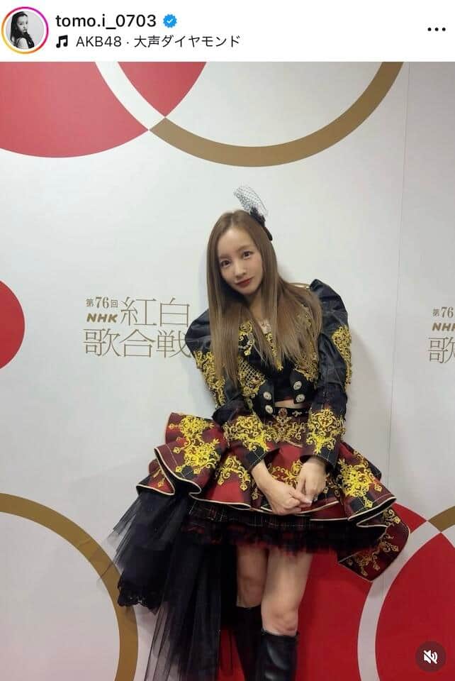 板野友美さんのインスタグラム（＠tomo.i_0703）より