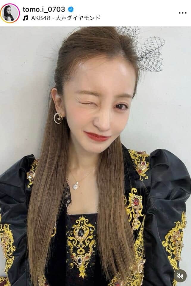 板野友美さんのインスタグラム（＠tomo.i_0703）より