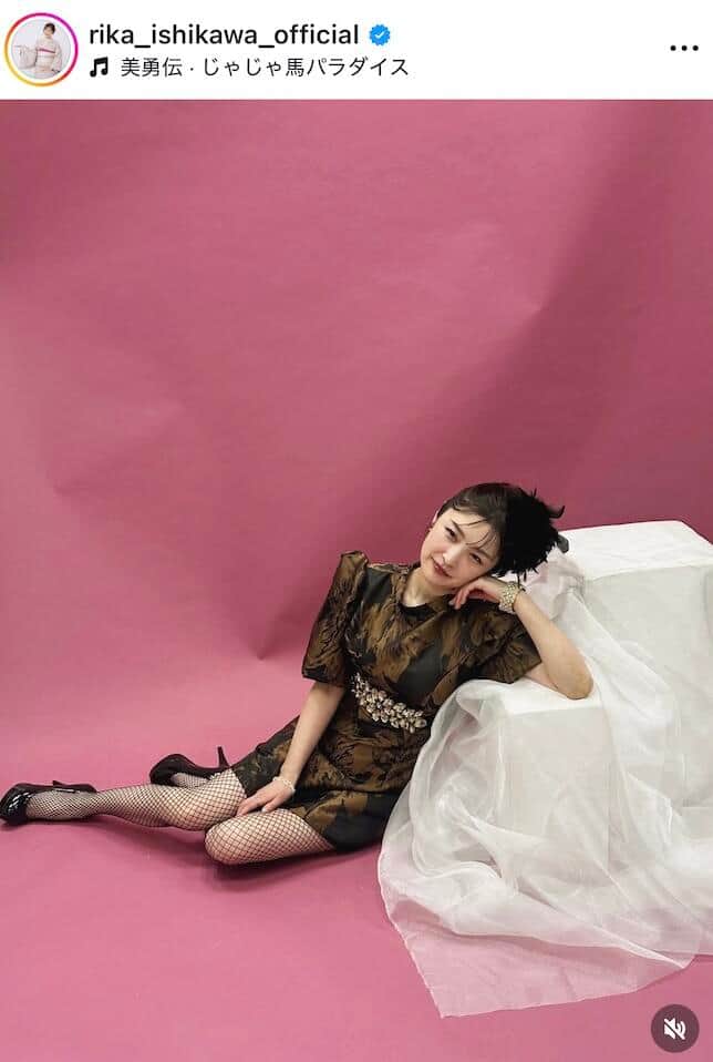 石川梨華さんのインスタグラム（＠rika_ishikawa_official）より