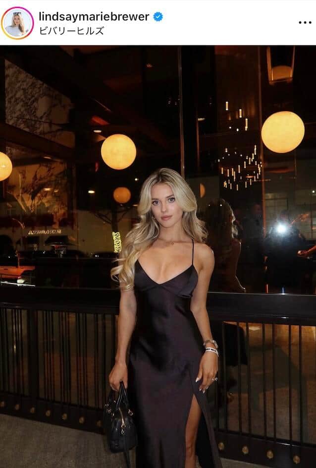 リンジー・ブルワーさんのインスタグラム（＠lindsaymariebrewer）より