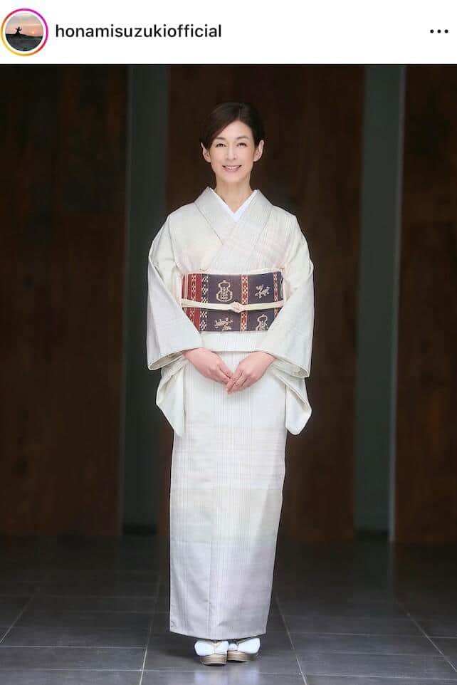鈴木保奈美さんのインスタグラム（＠honamisuzukiofficial）より