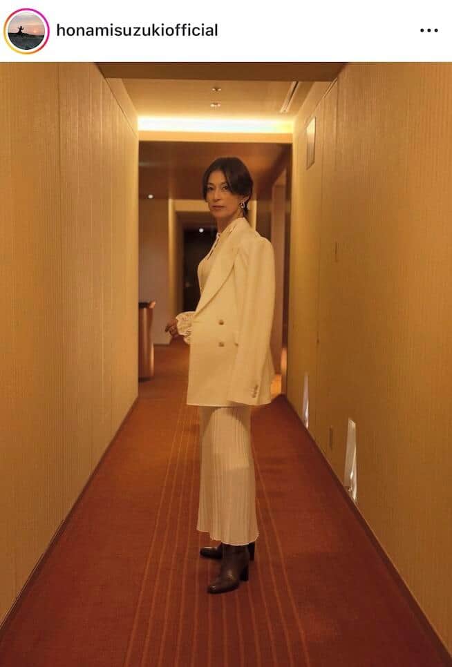 鈴木保奈美さんのインスタグラム（＠honamisuzukiofficial）より