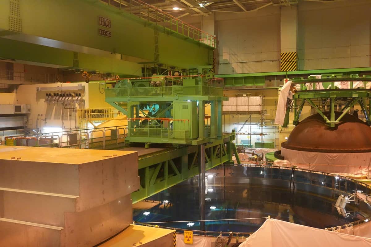 柏崎刈羽原子力発電所6号機における燃料装荷の様子（出典：東京電力ホールディングス）
