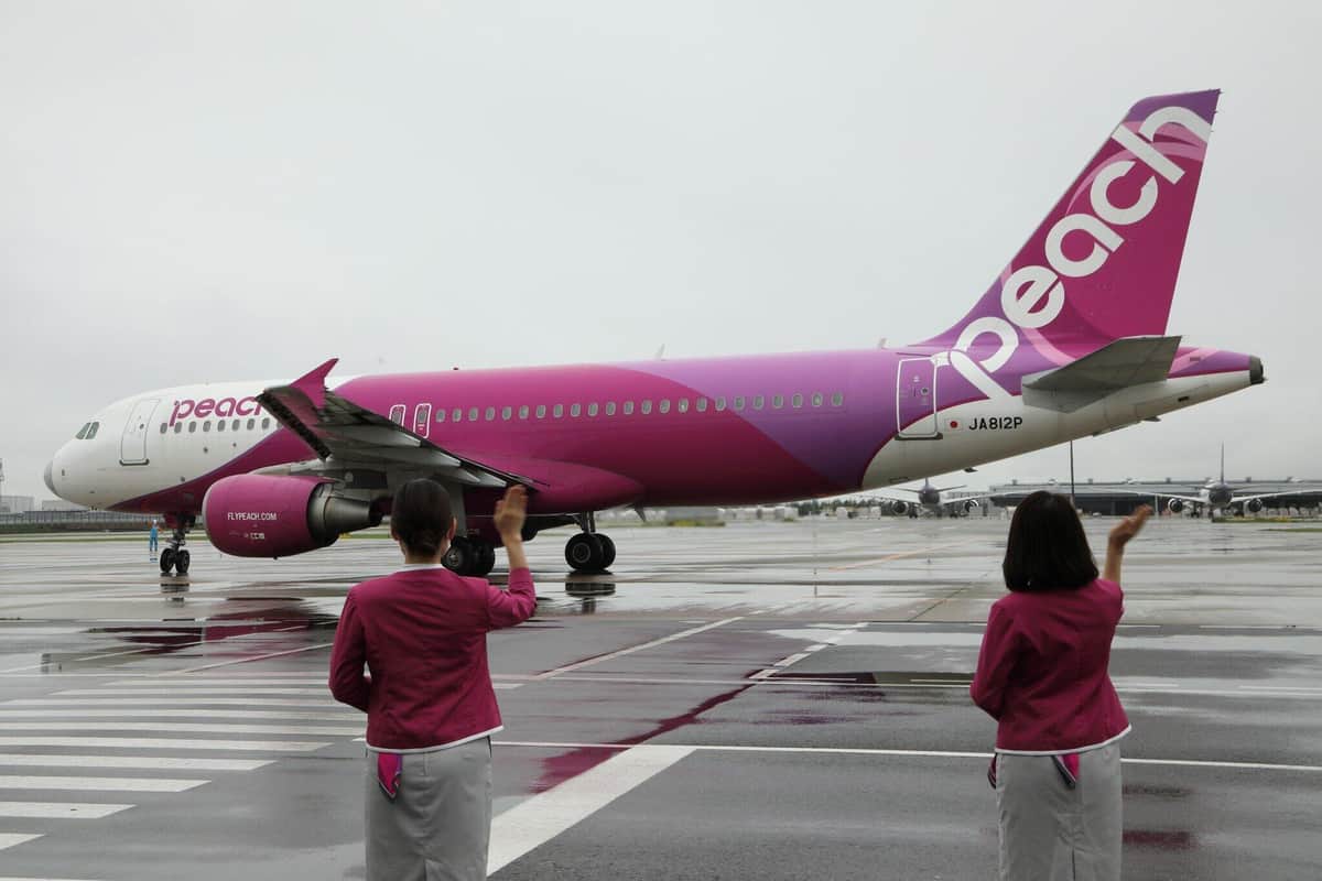 嵐ツアーで航空会社も動く　ピーチが異例の深夜臨時便...発売は「11時3分」