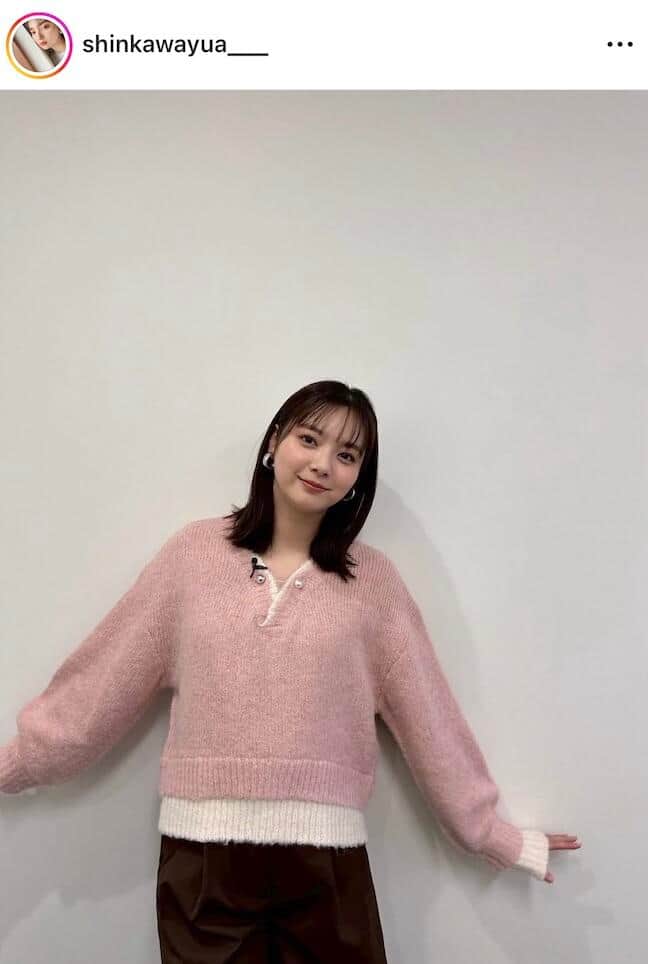 新川優愛さんのインスタグラム（＠shinkawayua___）より