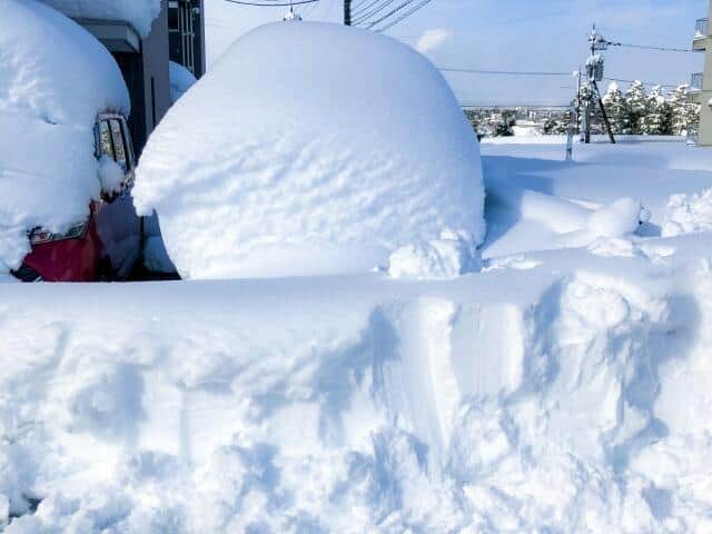 記録的な大雪に見舞われている地域も…（画像はイメージ）