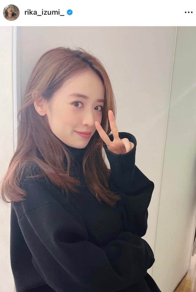泉里香さんのインスタグラム（＠rika_izumi_）より