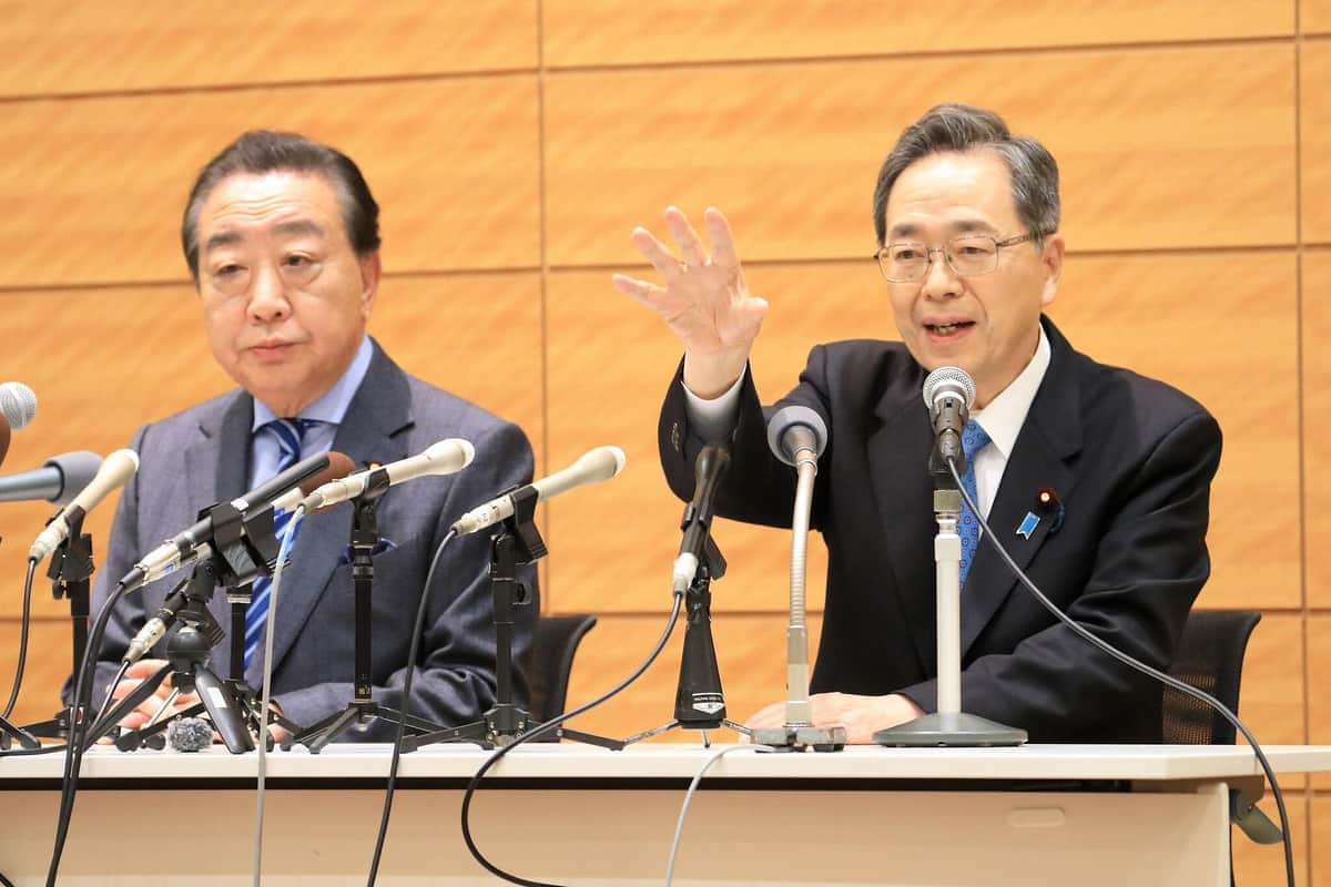 新党「中道改革連合」を結成した立憲民主党・野田佳彦代表と公明党・斉藤鉄夫代表