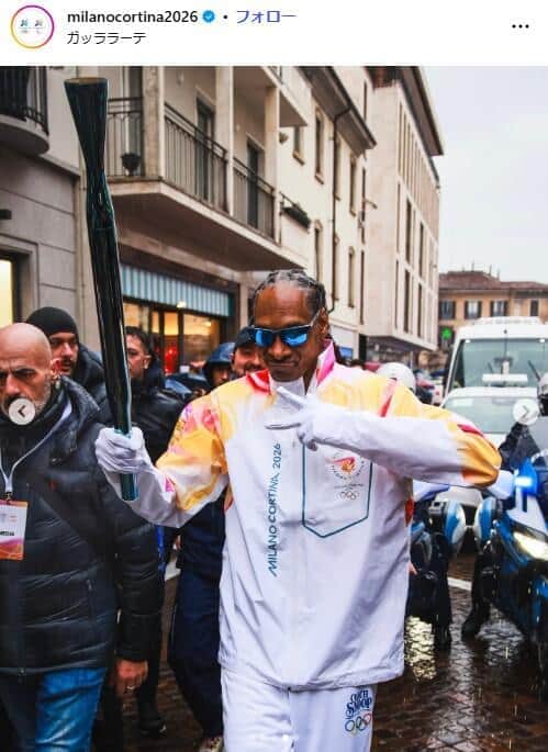 超大物ラッパー、ソリ爆走、制御不能で大慌て！　雪遊び動画が話題に「朝から爆笑」「楽しそう」