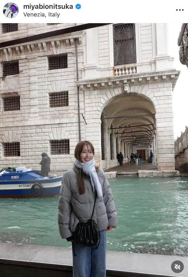 鬼塚雅さんのインスタグラム（＠miyabionitsuka）より