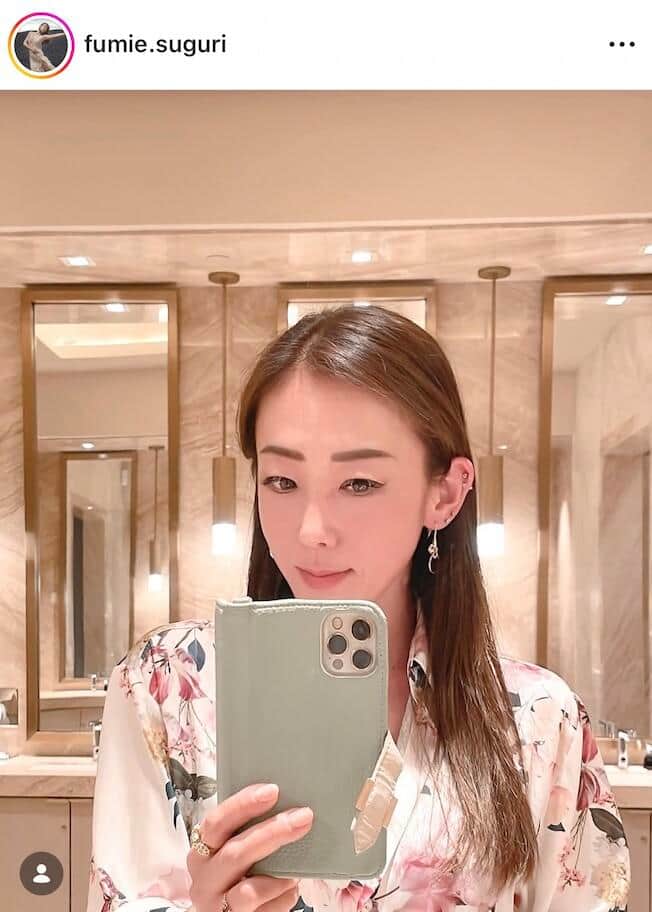 村主章枝さんのインスタグラム（＠fumie.suguri）より