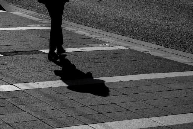 警察官抱き込みの悪辣な手口とは（写真はイメージ）