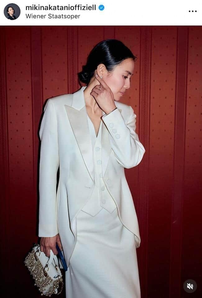 中谷美紀さんのインスタグラム（＠mikinakatanioffiziell）より