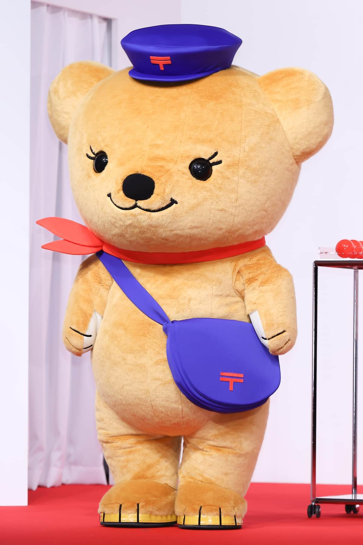 郵便局配布「ぽすくま」ストラップ人気沸騰　転売も相次ぐ...日本郵便はどう対応