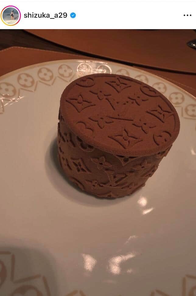 荒川静香さんのインスタグラム（＠shizuka_a29）より