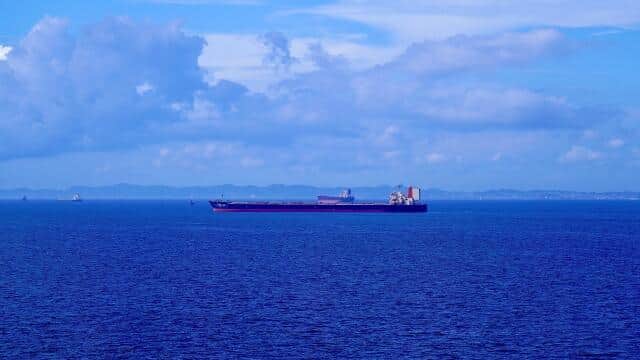 ホルムズ海峡が完全閉鎖されれば日本経済への影響は計り知れない（画像はイメージ）