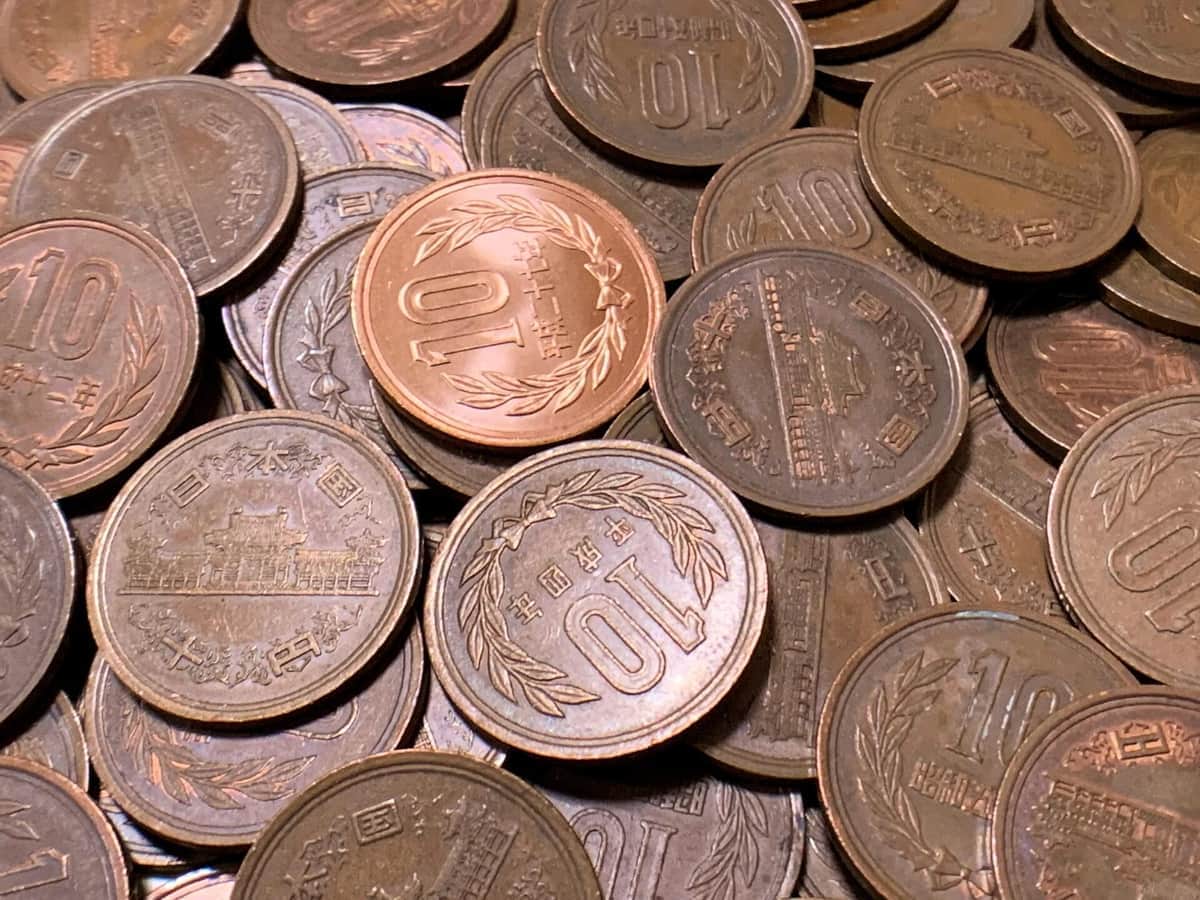 半裸の巨乳女性描いた10円玉、静岡で多数出回る　造幣局「故意の損傷は違法。警察にも届け出て」