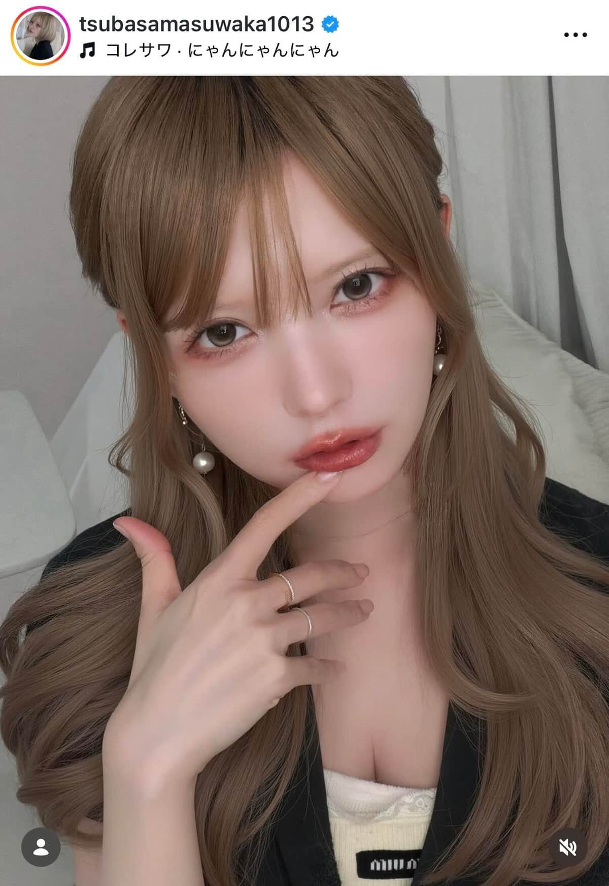 益若つばさ「公園でたこ焼き食べました」息子と大阪満喫ショット　「えっ恋人みたい」「楽しそう」「素敵な親子」