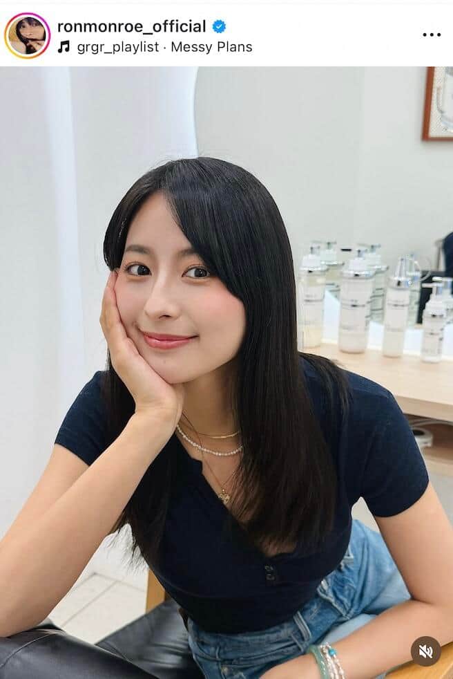 ロン・モンロウ、清楚な着物姿で笑顔「激カワ」ショット　「綺麗で見惚れます」「美しい」「癒される」