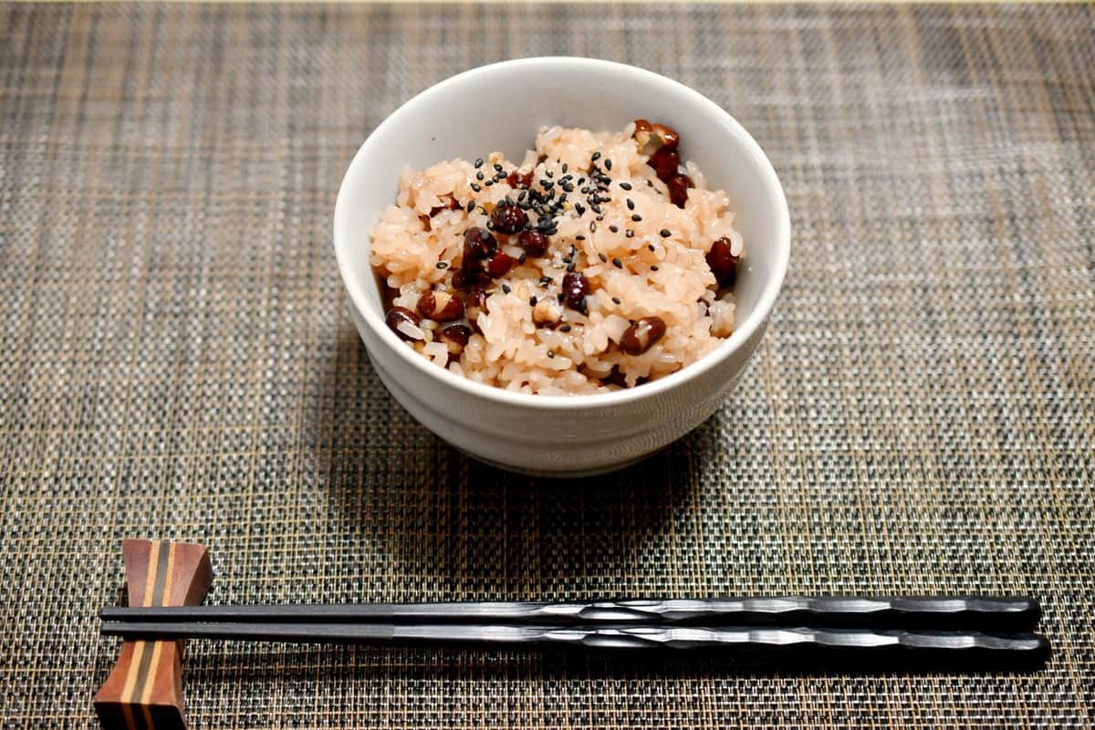 約2100食の赤飯廃棄に批判相次ぐ...「誰」が電話した？　「圧力的なものは全くない」と市教委の担当者