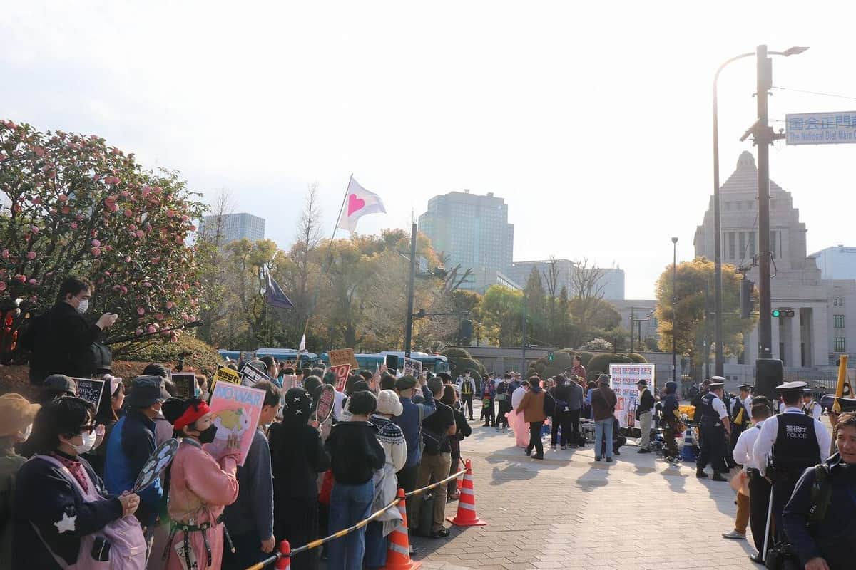 「オタクによる反戦デモ」クリエイターらも参加、思い語る　「平和でなければ活動できません」