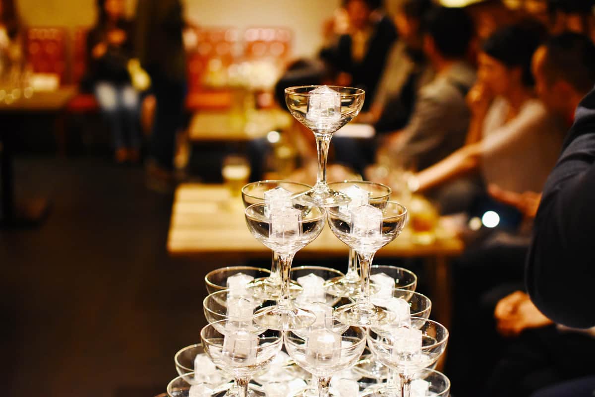 なぜキャバクラ代は経費で認められるのか（写真はイメージ）
